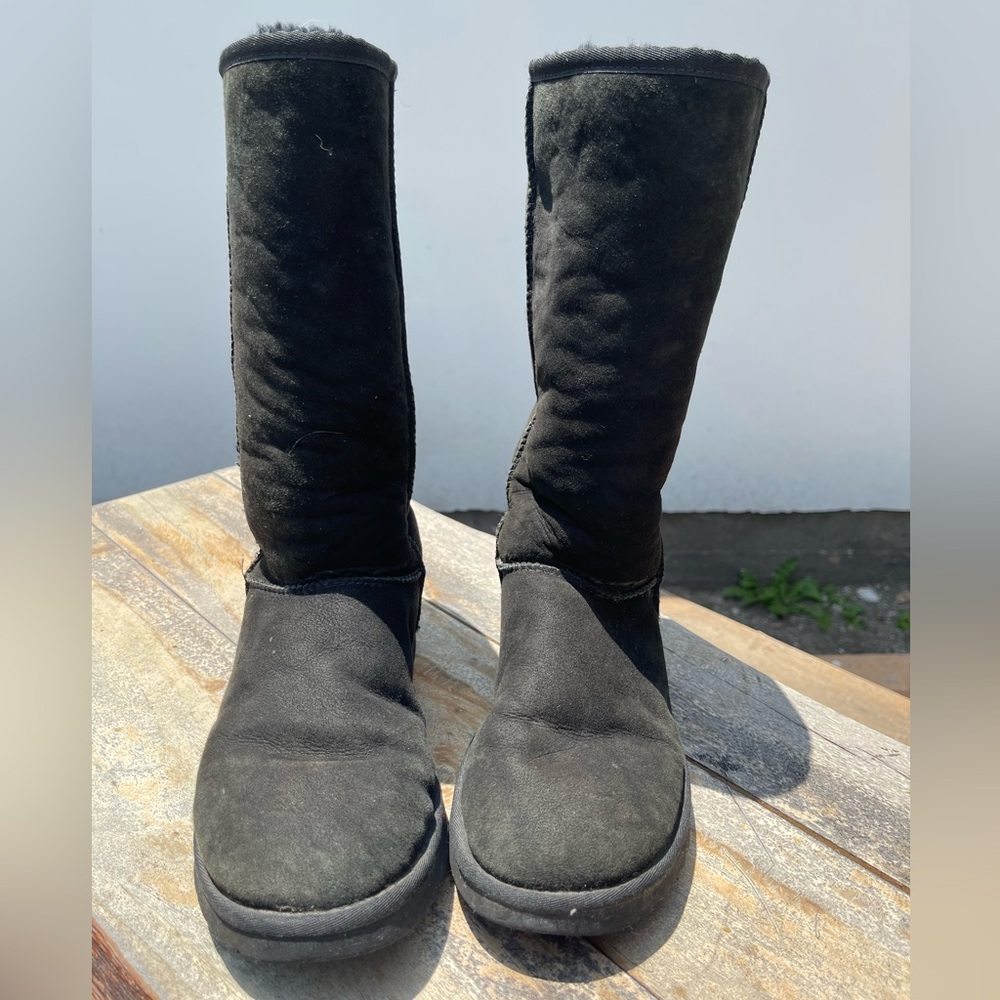 Women’s black suede Ugg Tall boots size 7